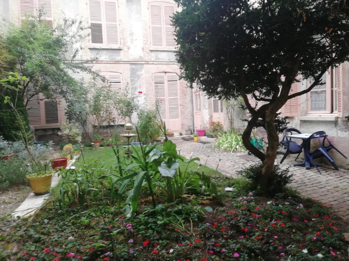 Hotel Particulier Sens Centre Ville מראה חיצוני תמונה