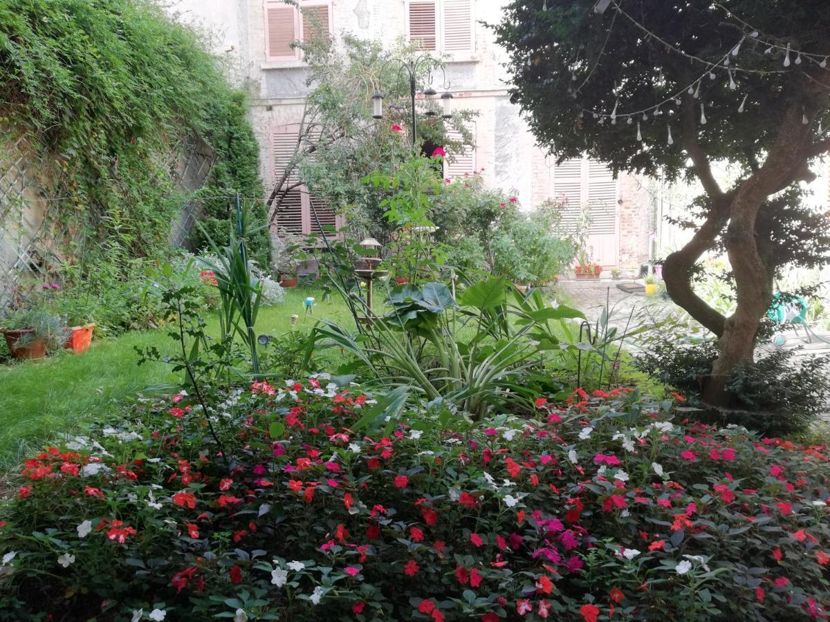 Hotel Particulier Sens Centre Ville מראה חיצוני תמונה